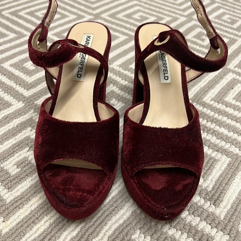 Trendy Karl Lagerfeld Heels